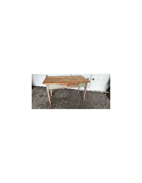 Ancienne table en sapin pied patine verte